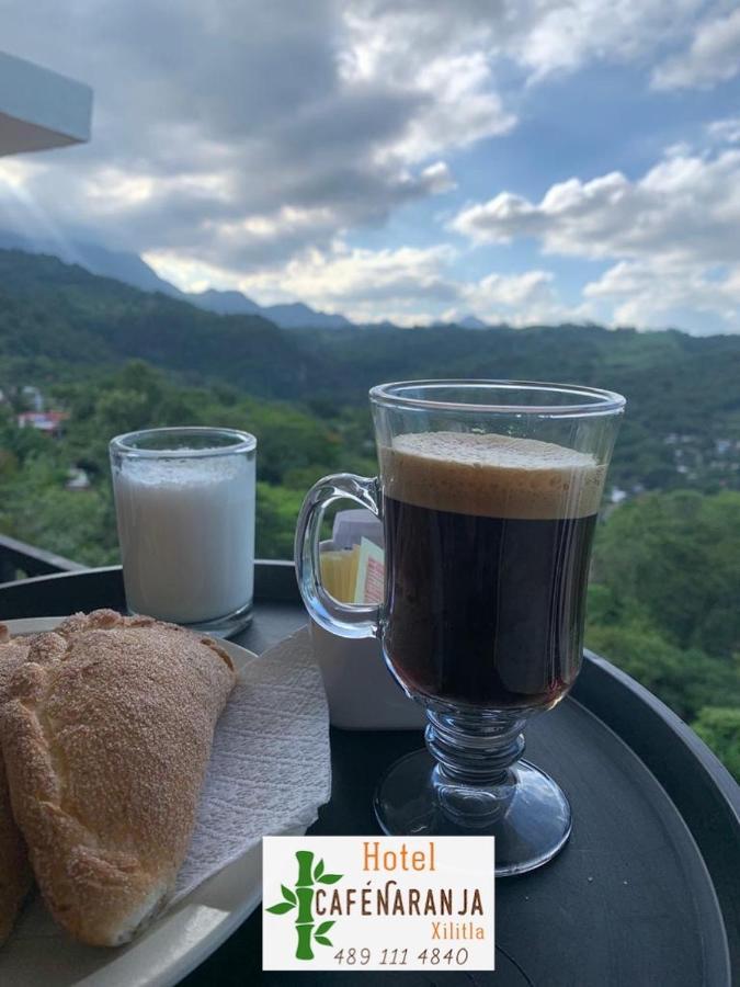 Hotel Cafenaranja Хилитла Экстерьер фото
