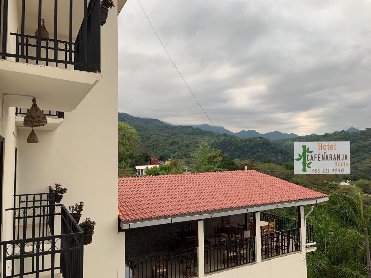 Hotel Cafenaranja Хилитла Экстерьер фото